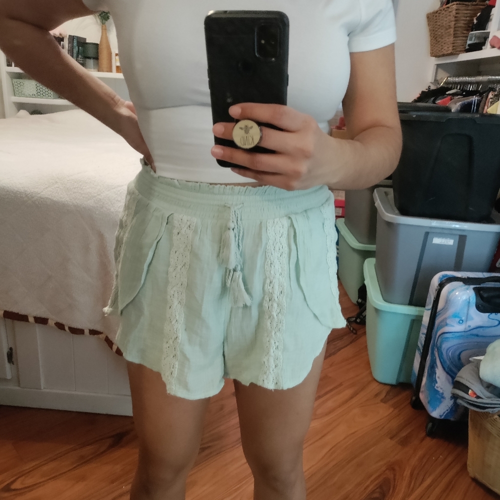 AE shorts